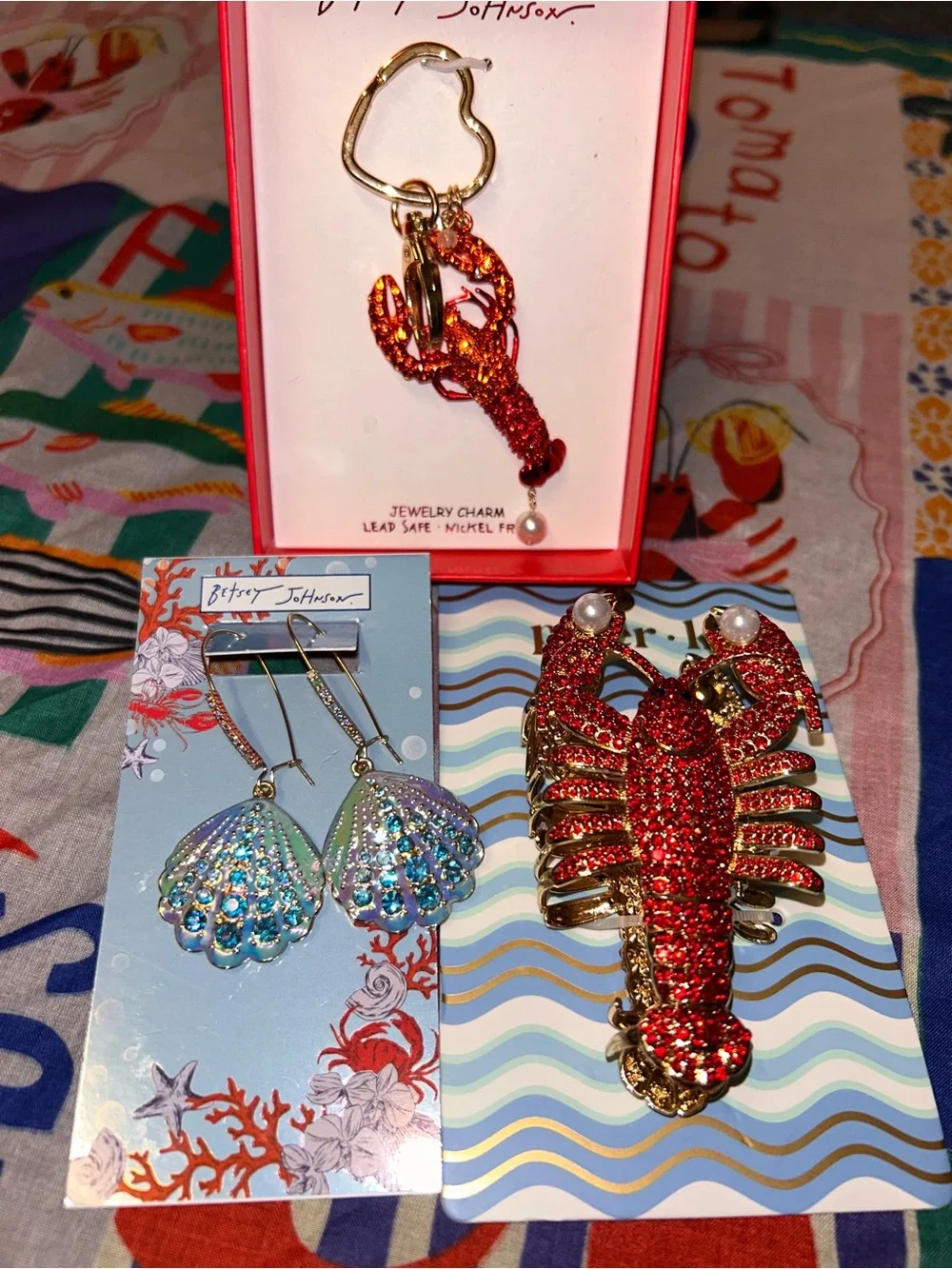 NWT Piper K Red Crystal hair Lobster with Pearl claw clip